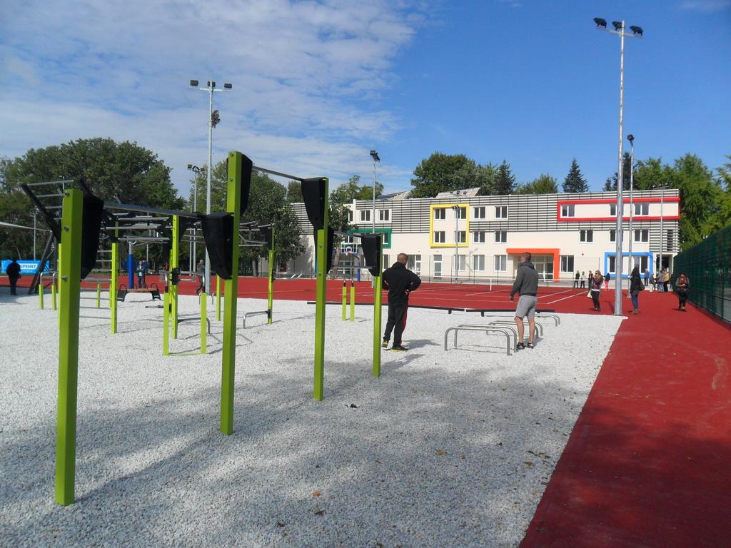 Youth Centre プロヴディフ エクステリア 写真